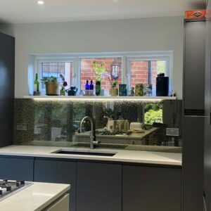 CRACKLE GLAZED SPLASHBACK INSTALLED 2